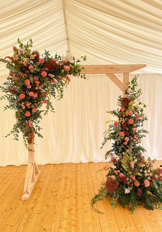 Wooden square arch floral arrangement